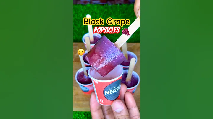 Black Grapes Popsicle 🍇😋#shorts #viralvideo #shortvideo #food #grape  #popsicle #recipe #icecream