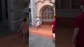 Hugs With Boots From Dora The Explorer At Universal