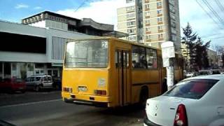 Autobuzul Ikarus 260  #125 pe linia 2B plecand din statia Complex Comercial Trivale