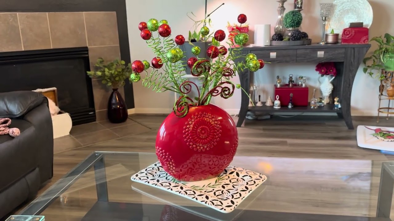 Thrifting My Christmas Decor! Budget Finds + Festive Holiday Decorating 🎄💚❤️