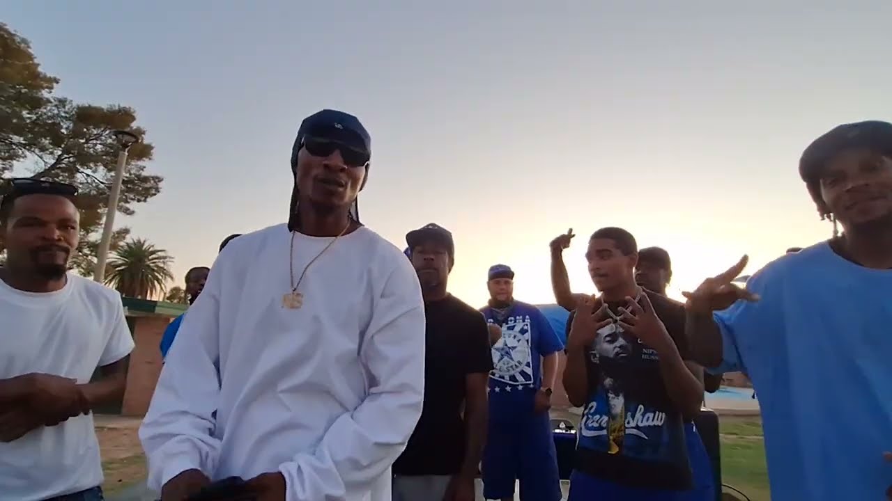 Guarda On The Bloccck  Smooth Assassin E-Money, T-Love, C-Locsta  Produced By SF Traxx su YouTube Guarda On The Bloccck  Smooth Assassin E-Money, T-Love, C-Locsta  Produced By SF Traxx su YouTube