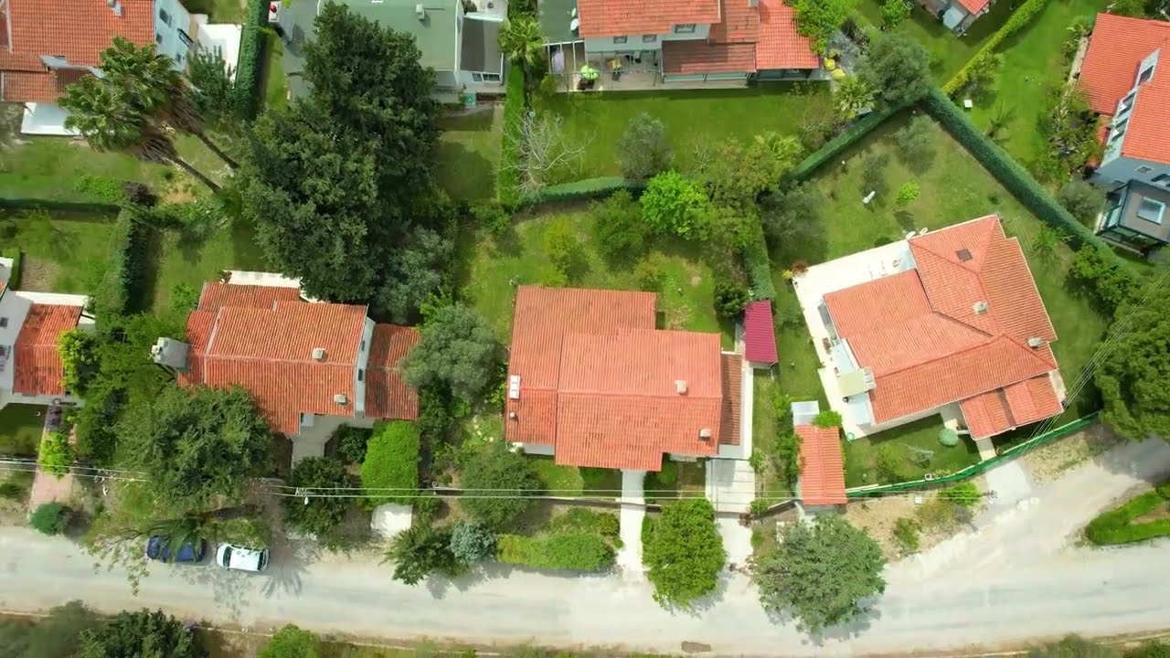 URLA ALTINKÖY ÇİFTLİK EVLERİ'NDE SATILIK LÜKS MÜSTAKİL VİLLA