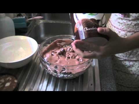 How to make Chocolate, Oreo & Chili Ice Cream