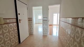 T2 - 3º andar no Vale da Amoreira, Moita.