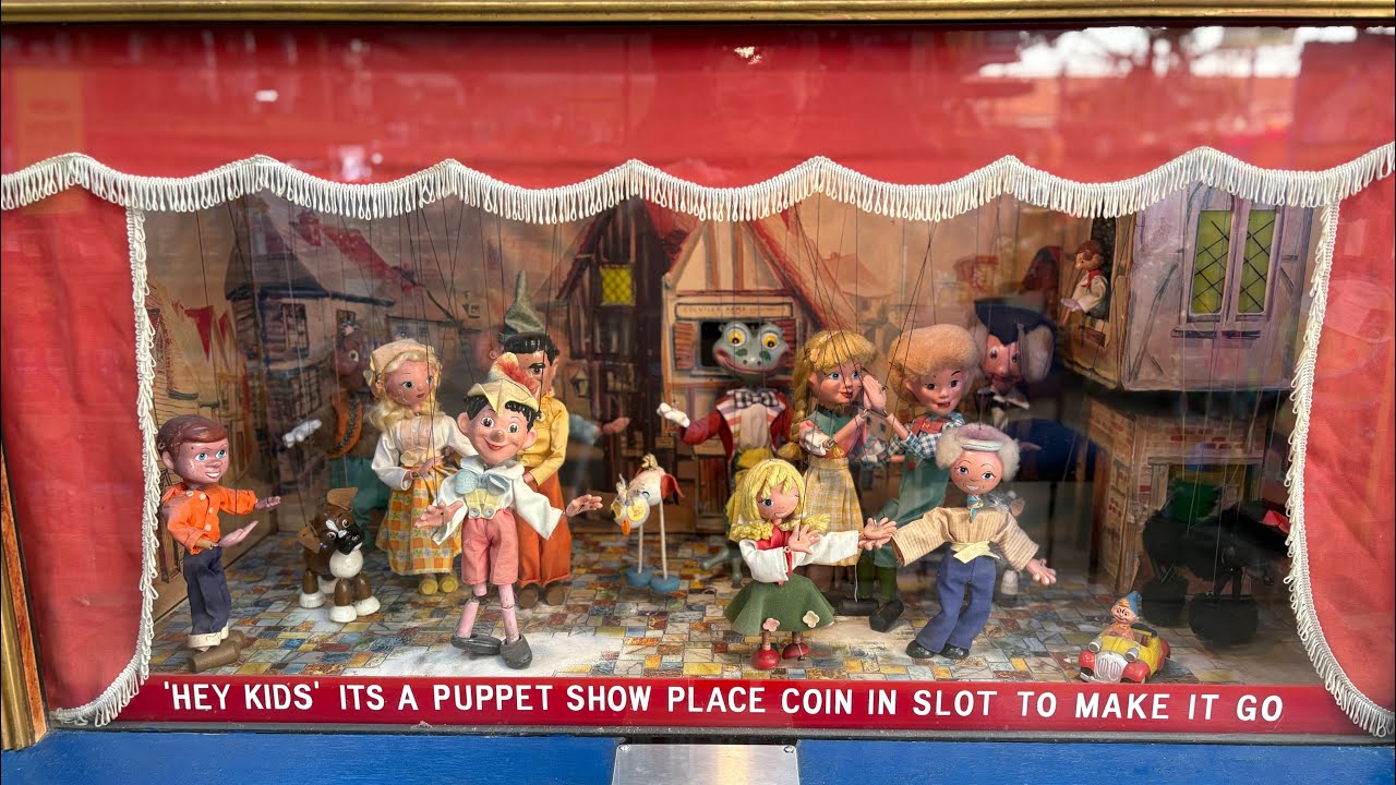1970's Coin Operated Pelham Puppet Show Amusement Arcade Machine