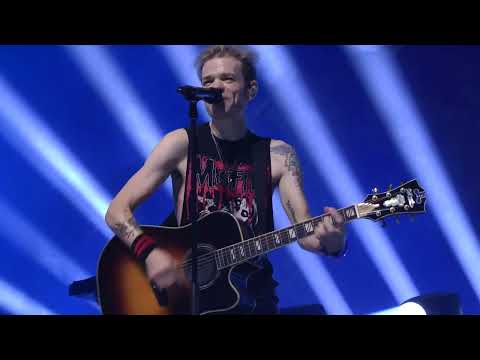 Sum 41 - Catching Fire Acoustic (O13 Tilburg)
