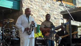 Gerald Albright and Norman Brown Keep it Movin Live at Thornton Winery chords