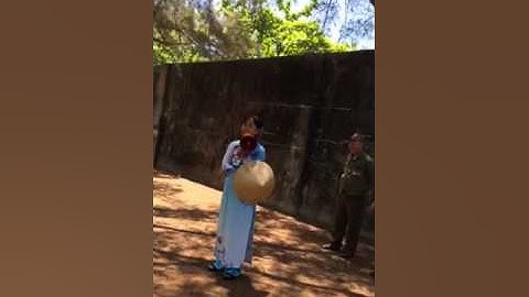 Xúc động về Côn Đảo nghe thuyết minh chuồng cọp Mỹ