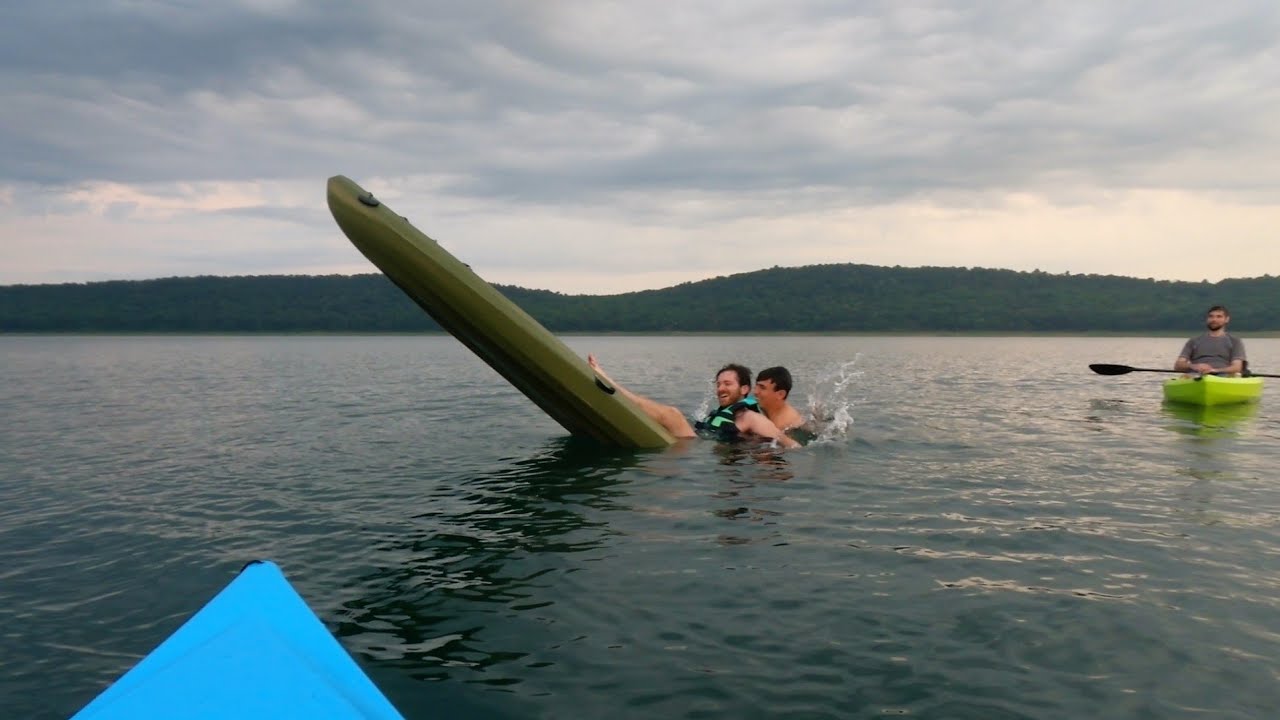 Best Kayak EVER! Discovery 124f YouTube