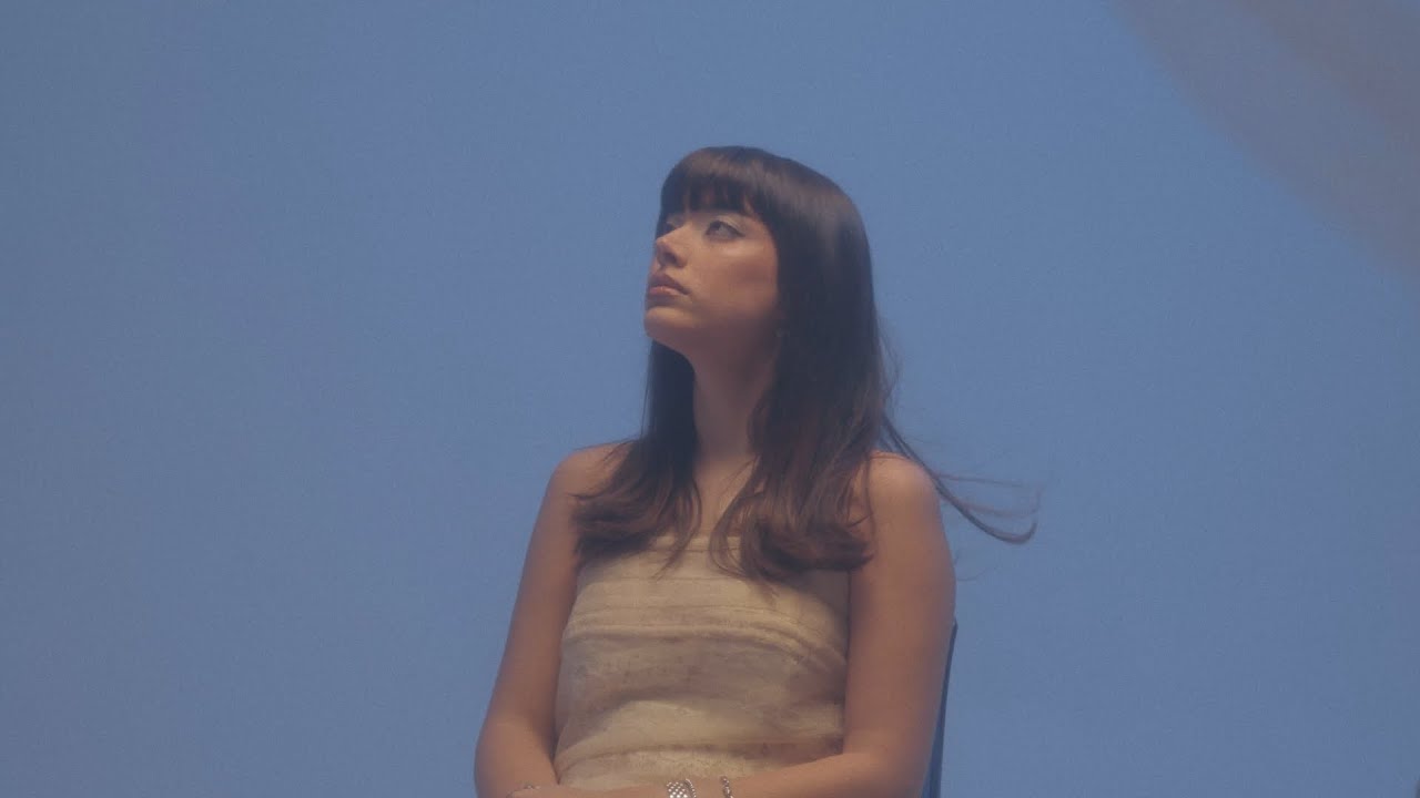 Watch RIA - A La Mitad on YouTube Watch RIA - A La Mitad on YouTube