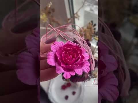 Підвіска ручної роботи "Рожевий піон". Оригінальний подарунок дівчині, видео 1