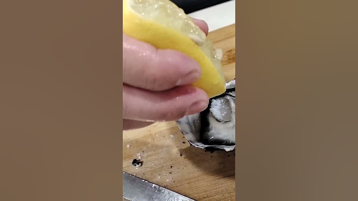开生蚝的极简方法，仅需一把餐刀！（首次尝试建议戴一只手套）