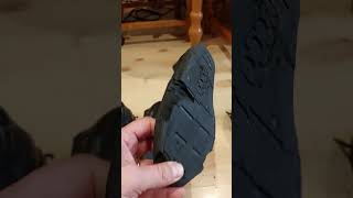 Really bad quality of Ecco shoes. Avoid Ecco brand !!!