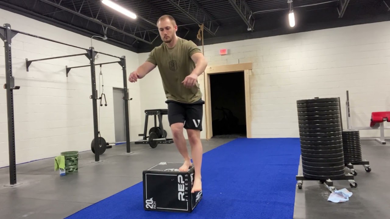 Single Leg Touchdown Squats - YouTube