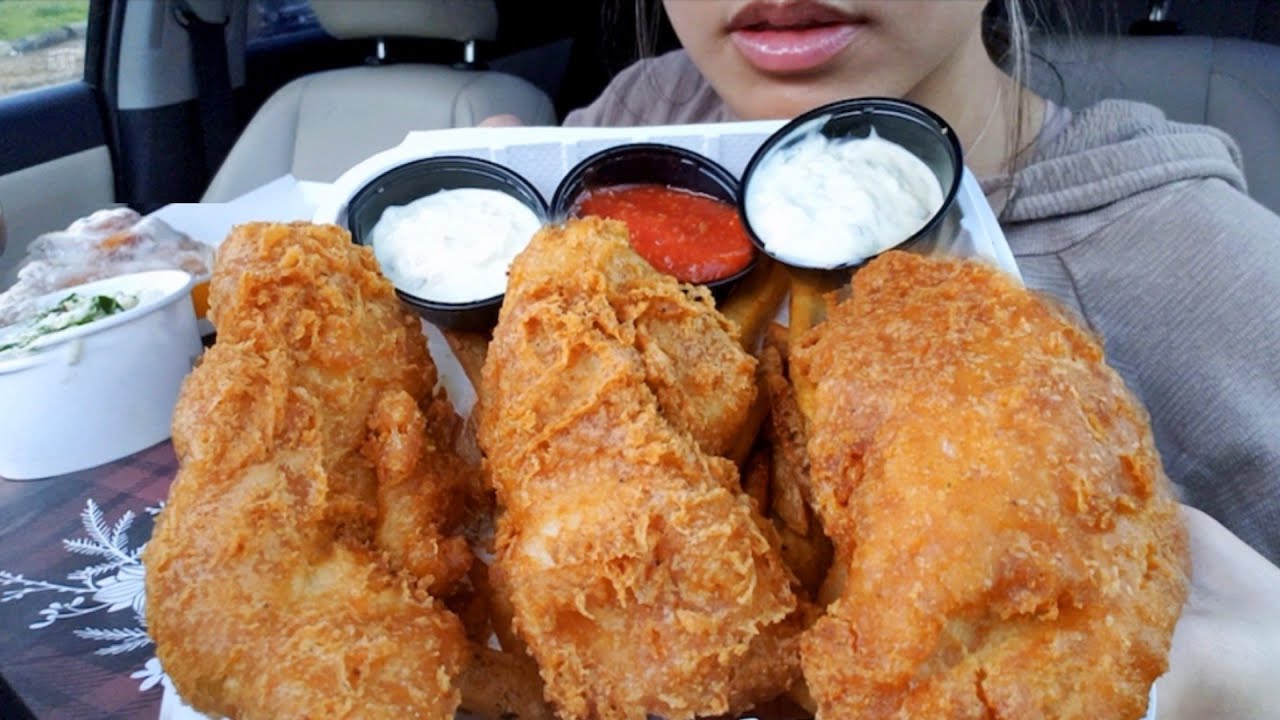 ASMR EATING FISH 'N CHIPS CAR MUKBANG Extreme Crunch Satisfying REAL Eating sounds 먹방 TWILIGHT