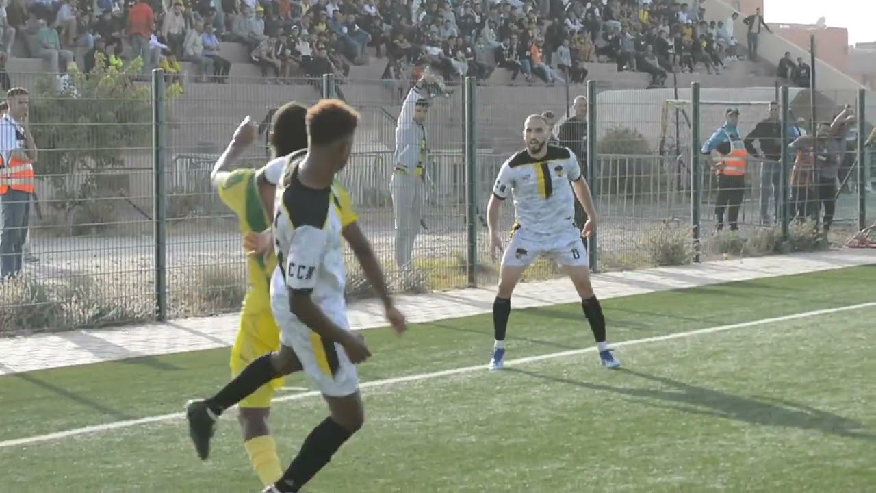 رئيس نادي شباب هوارة لم يهدأ له بال طيلة أطوار لقاء نجاح سوس