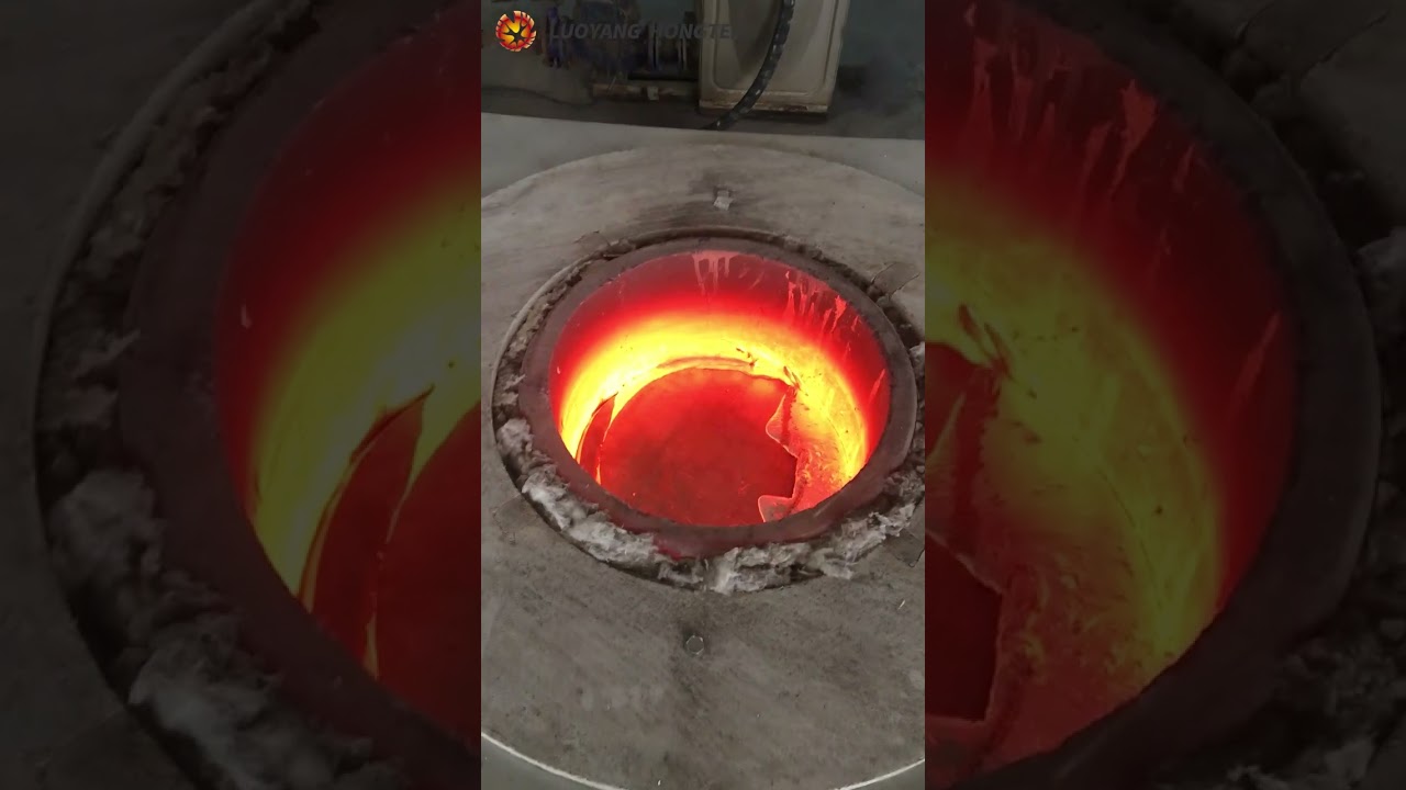 How does aluminum melting look like ?Could we feed aluminum cans? aluminum power or how bales feed?