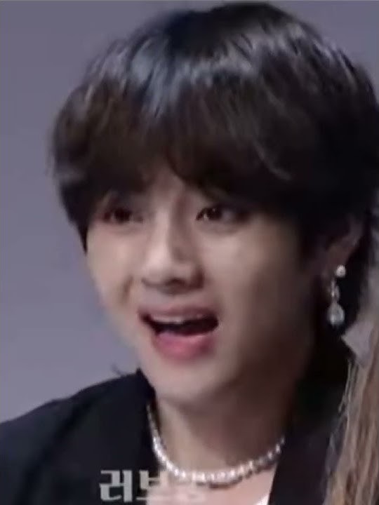 Tae fake love era when he has chubby cheeks 😍🥰😋#bts #shorts #taehyung