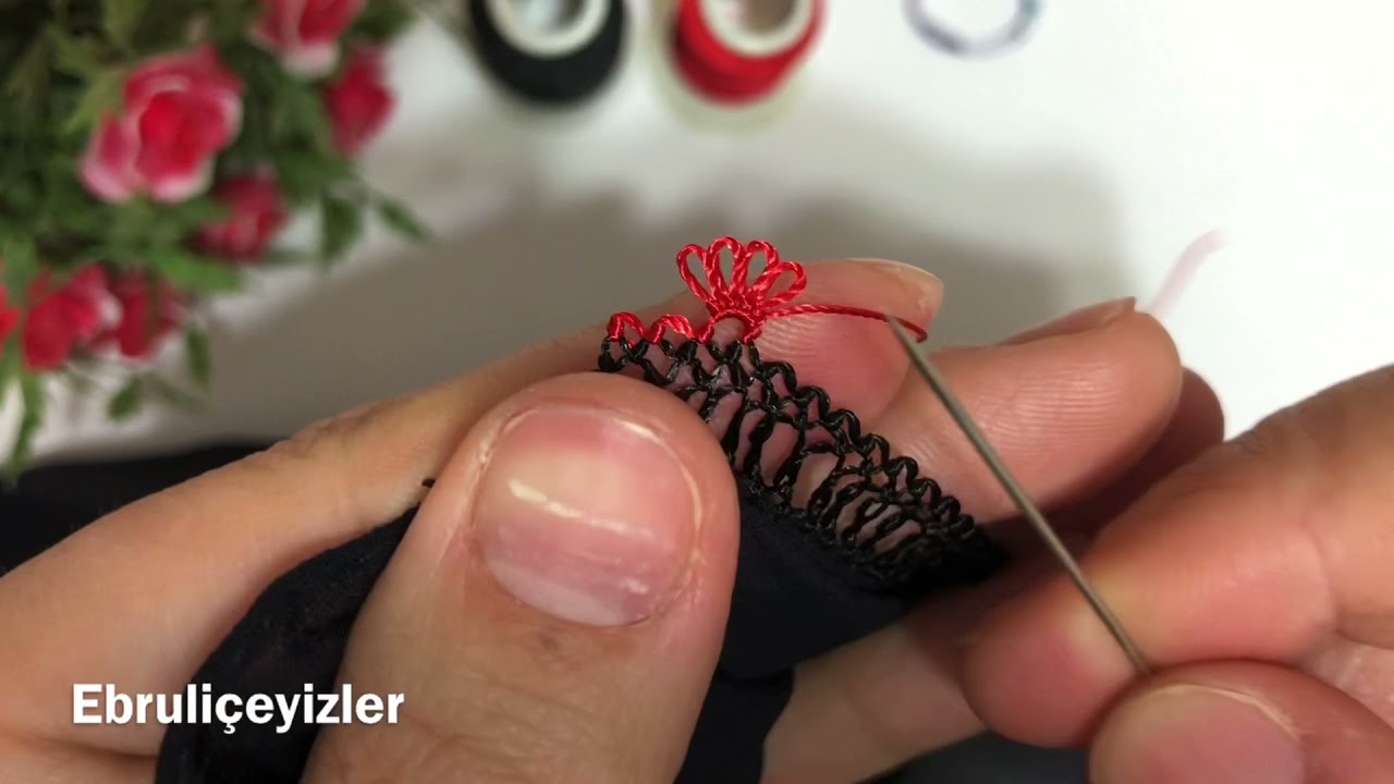 Siyah düz yazmaya iğne oyası modeli