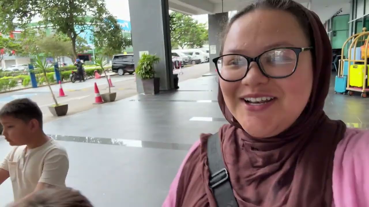 Malaysia Trip Day 6 | Port Dickson | Packing, Going Back to KL