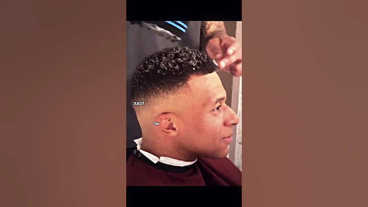 Mbappe's Hairstyle Change😲 #shorts #ronaldo #messi #mbappe #shortsvideo