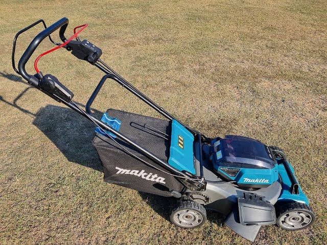 ★minta★ Makita DLM536 Self Propelled Mower Review and Operation - YouTube