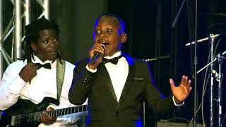Ndumiso Zungu  Akasoze Akulahle feat Thinah Zungu  