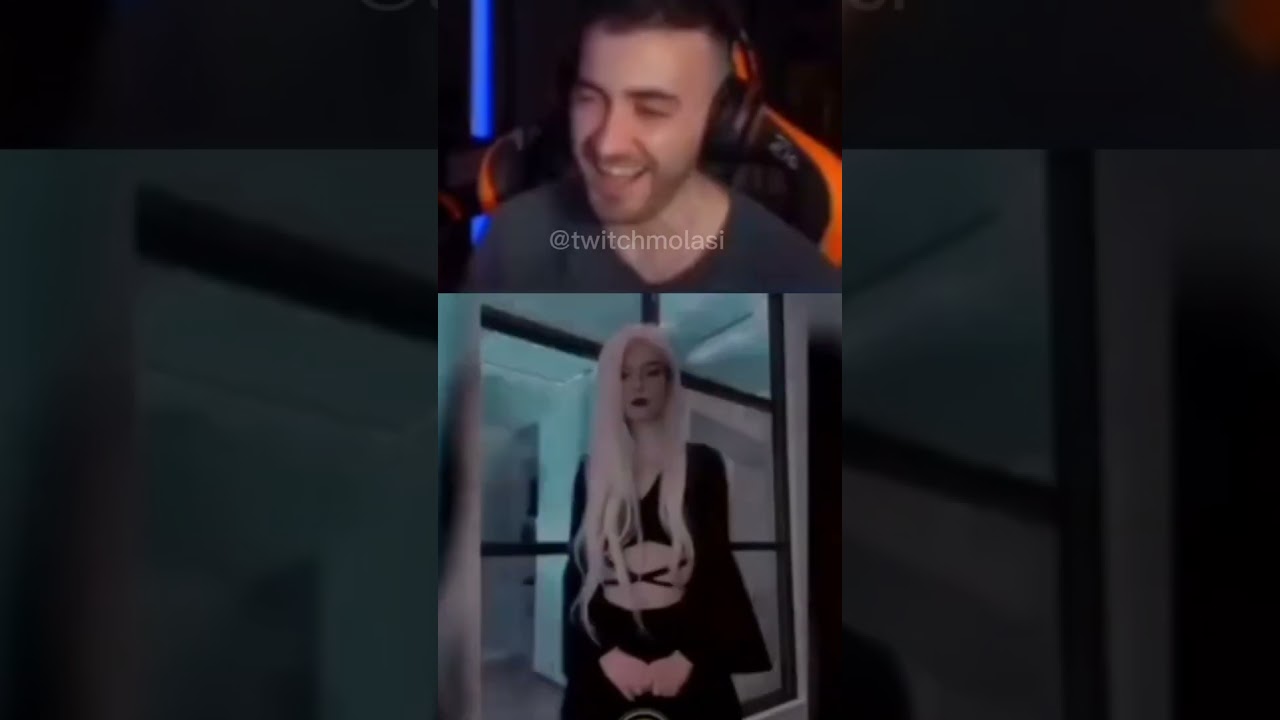 Wtcnn  Komik Videolar İzliyor