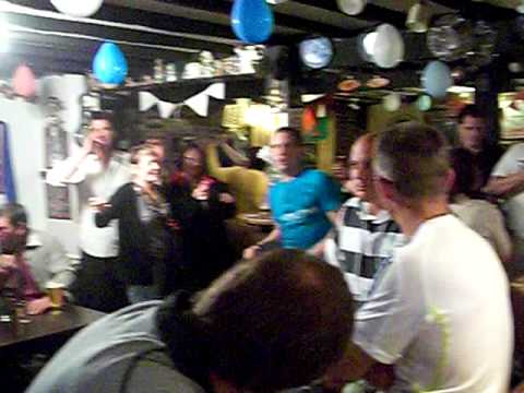 FOUNTAIN WEDDING STREETPARTY.AVI