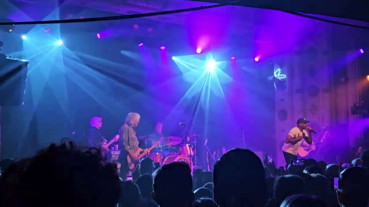 Howl Owl Howl - She Talks To Angels (Live from The Metro in Chicago - 11/04/2025)