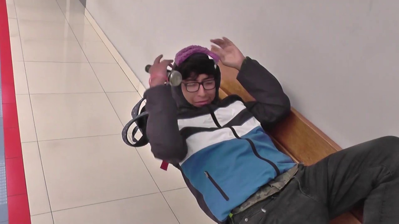 'ROBO INVERSO'  - Corto -