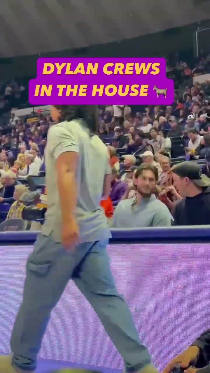 DYLAN CREWS IN THE HOUSE FOR LSU BASKETBALL