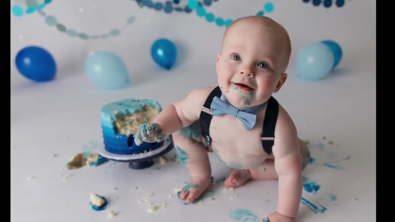 Birthday Boy in Blue - Video and Pictures from Cake Smash Session