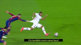 Piqué Intenta Frenar A Kylian Mbappé