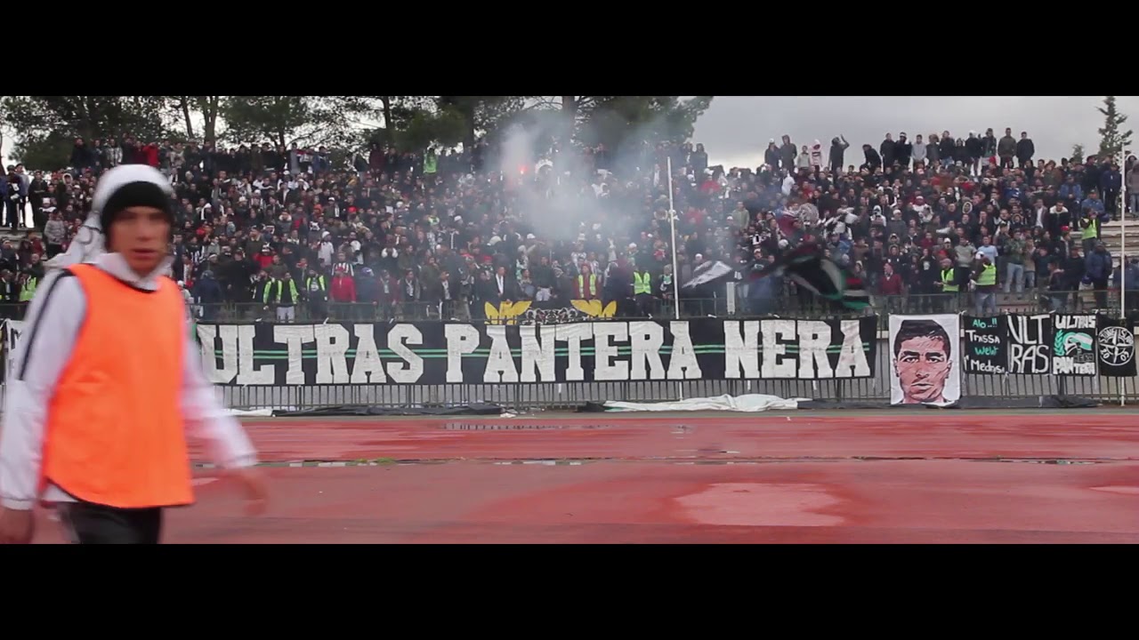 إلتراس بونتيرا نيرا التابعة لي مولودية باتنة.  2018/12/14