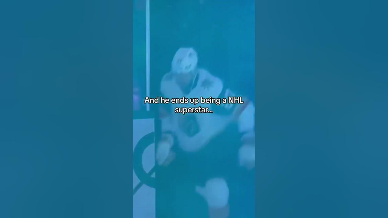 the-pucking-wrong-number-by-cr-jane-romancebooks-hockeyromance