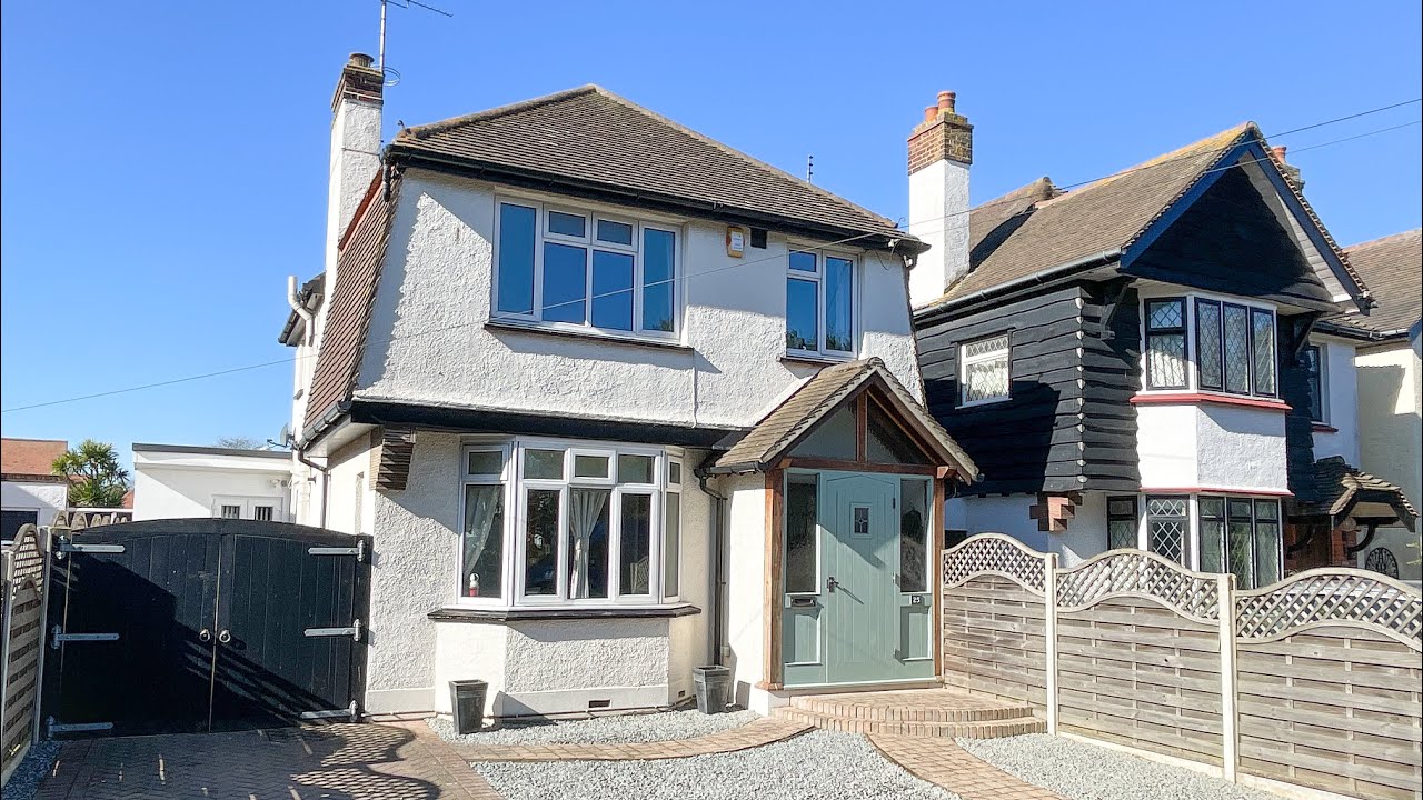 Lancaster Gardens West, The Gardens, East Clacton, Essex YouTube