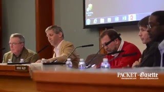 Hilton Head Town Council votes to allow Skip Hoagland to speak
