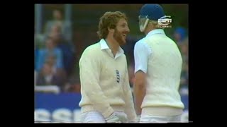 ENGLAND v AUSTRALIA 3rd TEST MATCH DAY 4 HEADINGLEY JULY 20 1981 IAN BOTHAM GRAHAM DILLEY CHRIS OLD