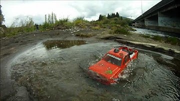 Waterproof Axial SCX10 Honcho - Extreme Water Run