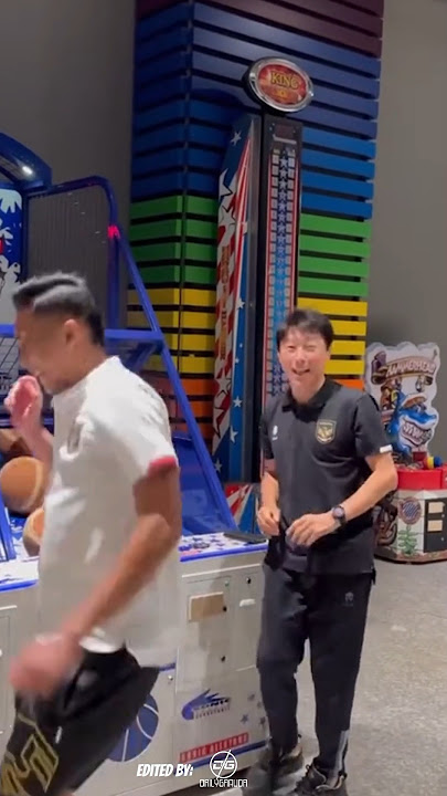 RIZKY RIDHO BERANI BANGET JAILIN COACH SHIN 🤣🤣👏 #timnasindonesia #shintaeyong #rizkyridho