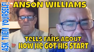 Anson WIllams answers a fan 