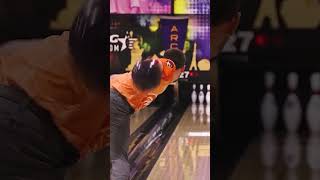 How to Hook the Bowling Ball Like the Pros (Explained) #shorts