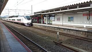 【回9444M】E657系K13編成の集約臨時列車送り込み回送が石岡駅2番線を通過するシーン