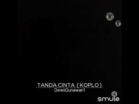 Tanda cinta vocal cewek