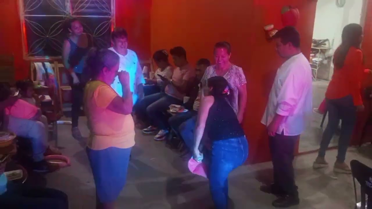 BONITA REUNIÓN,11/DIC/2025.LINO G.(9611608157).