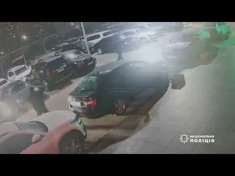 Оперативники карного розшуку Нацполіції затримали викрадача елітних автомобілів