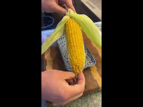 Кукуруза в микроволновке! Быстро и без заморочек! - YouTube