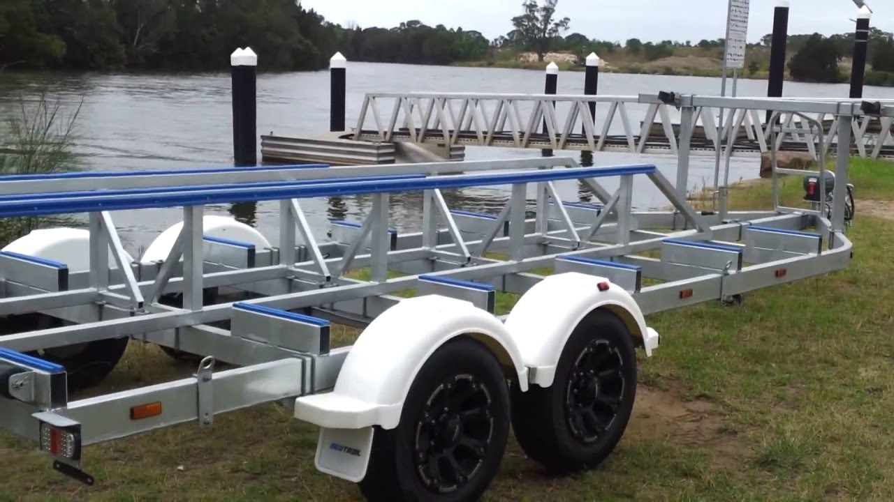 catamaran trailer bunks