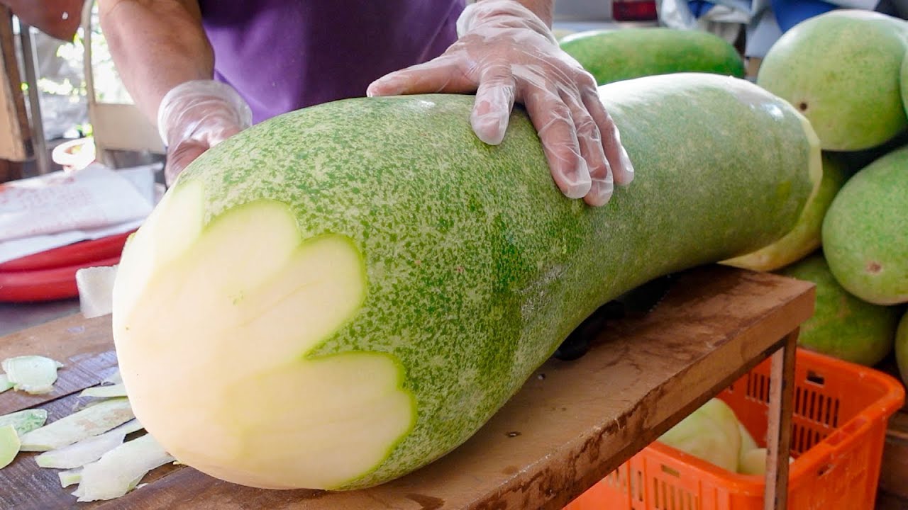 ⁣Sweet and cool off! Sweetened winter melon drink making / 手工冬瓜茶製作 - Taiwanese Food